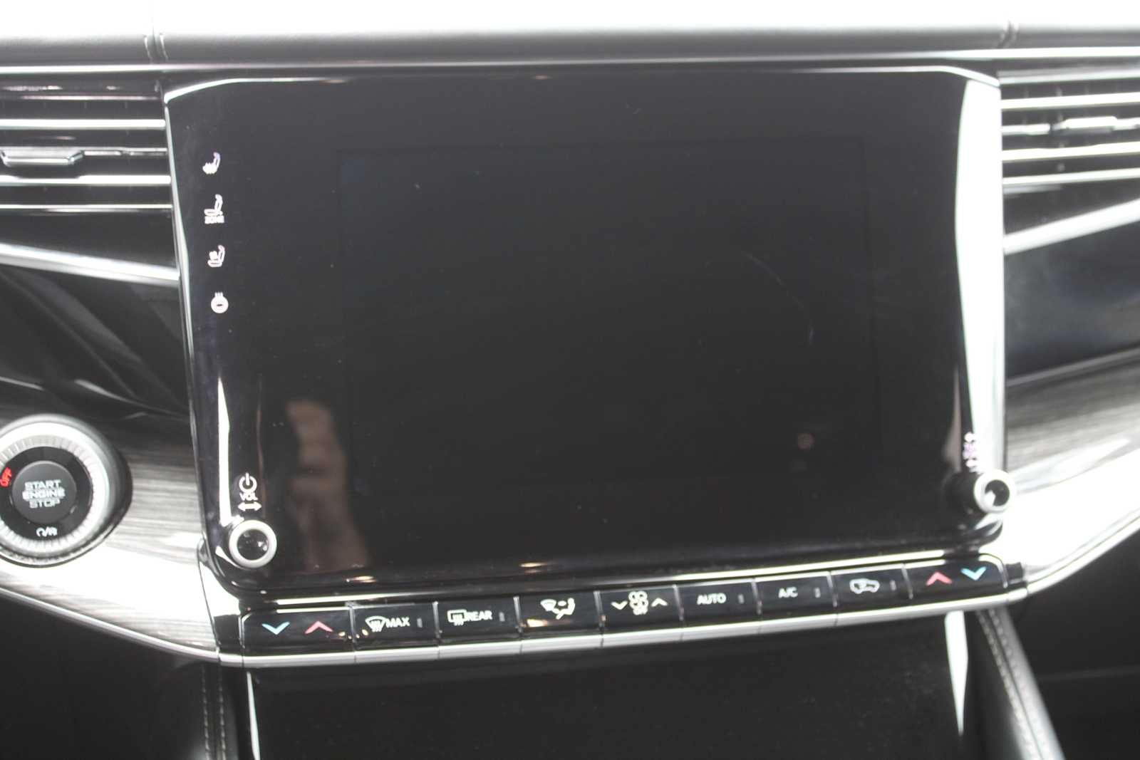 2022 Jeep Wagoneer Series II 4x2