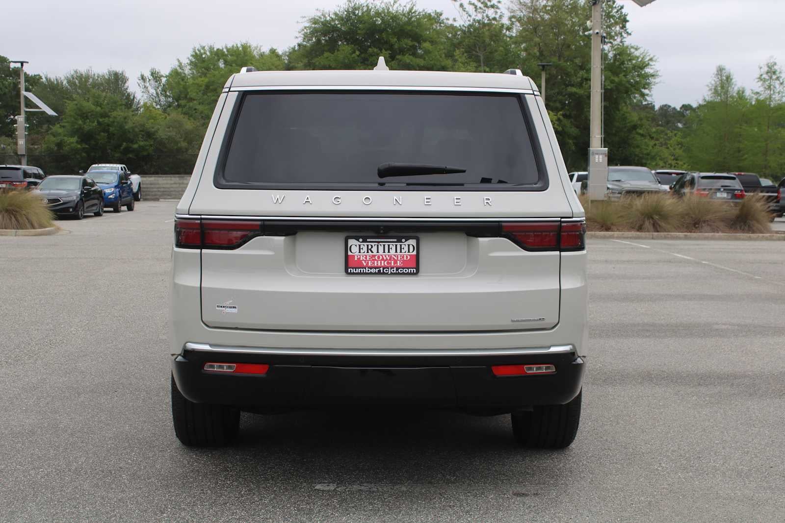 2022 Jeep Wagoneer Series II 4x2