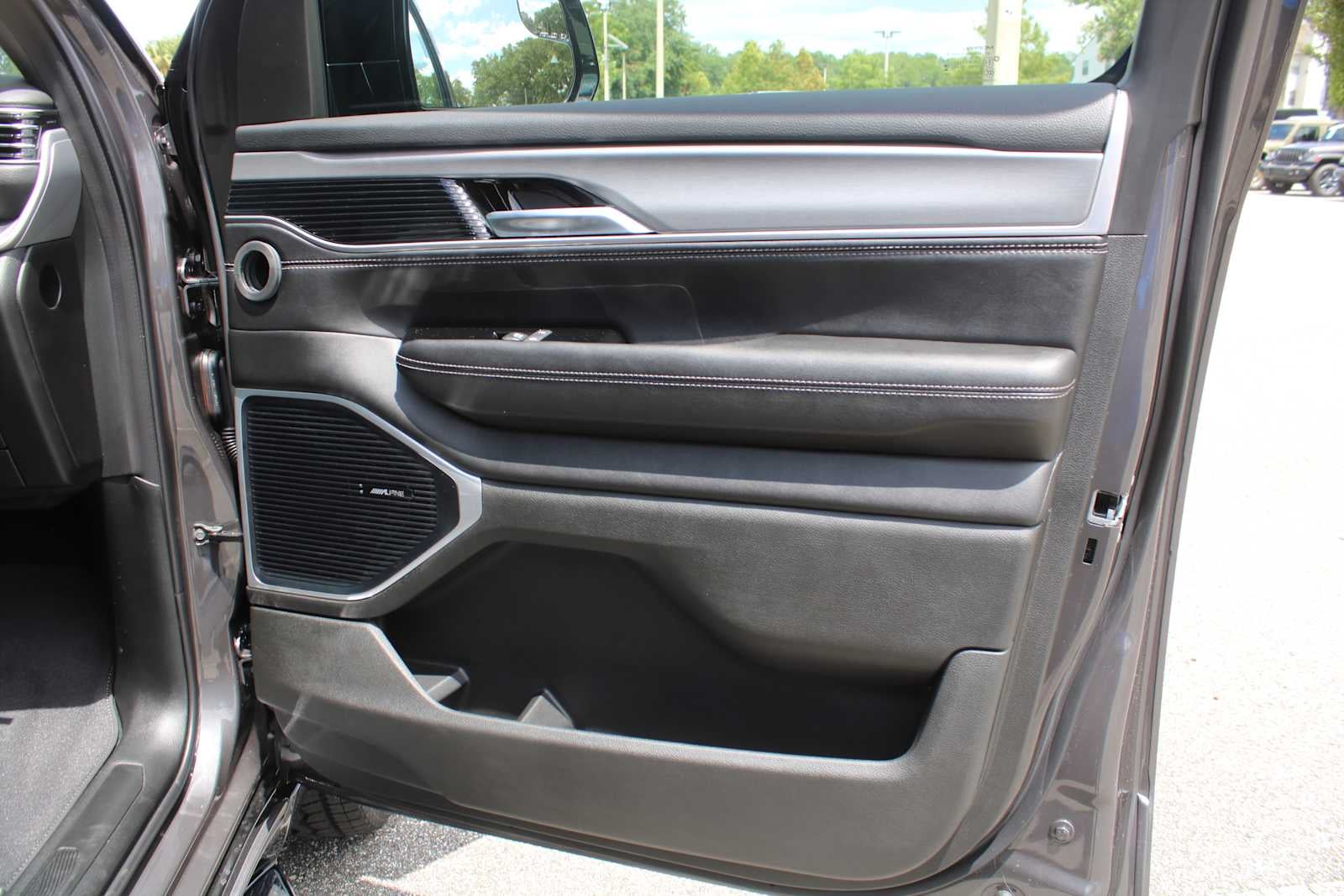 2026 Jeep Grand Wagoneer Upland