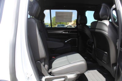 2026 Jeep Grand Wagoneer GRAND WAGONEER UPLAND 4X4