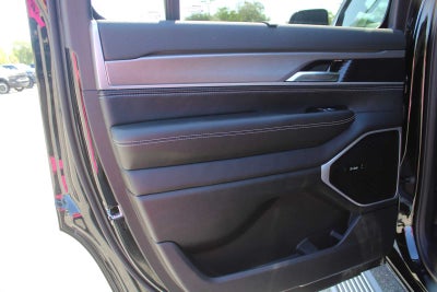 2026 Jeep Grand Wagoneer Limited Reserve