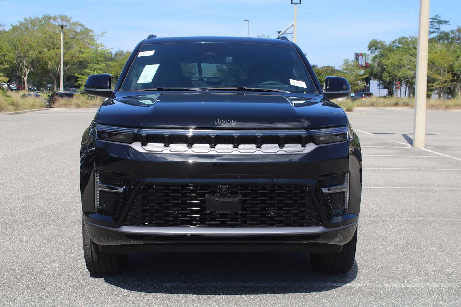 2026 Jeep Grand Wagoneer Limited Reserve