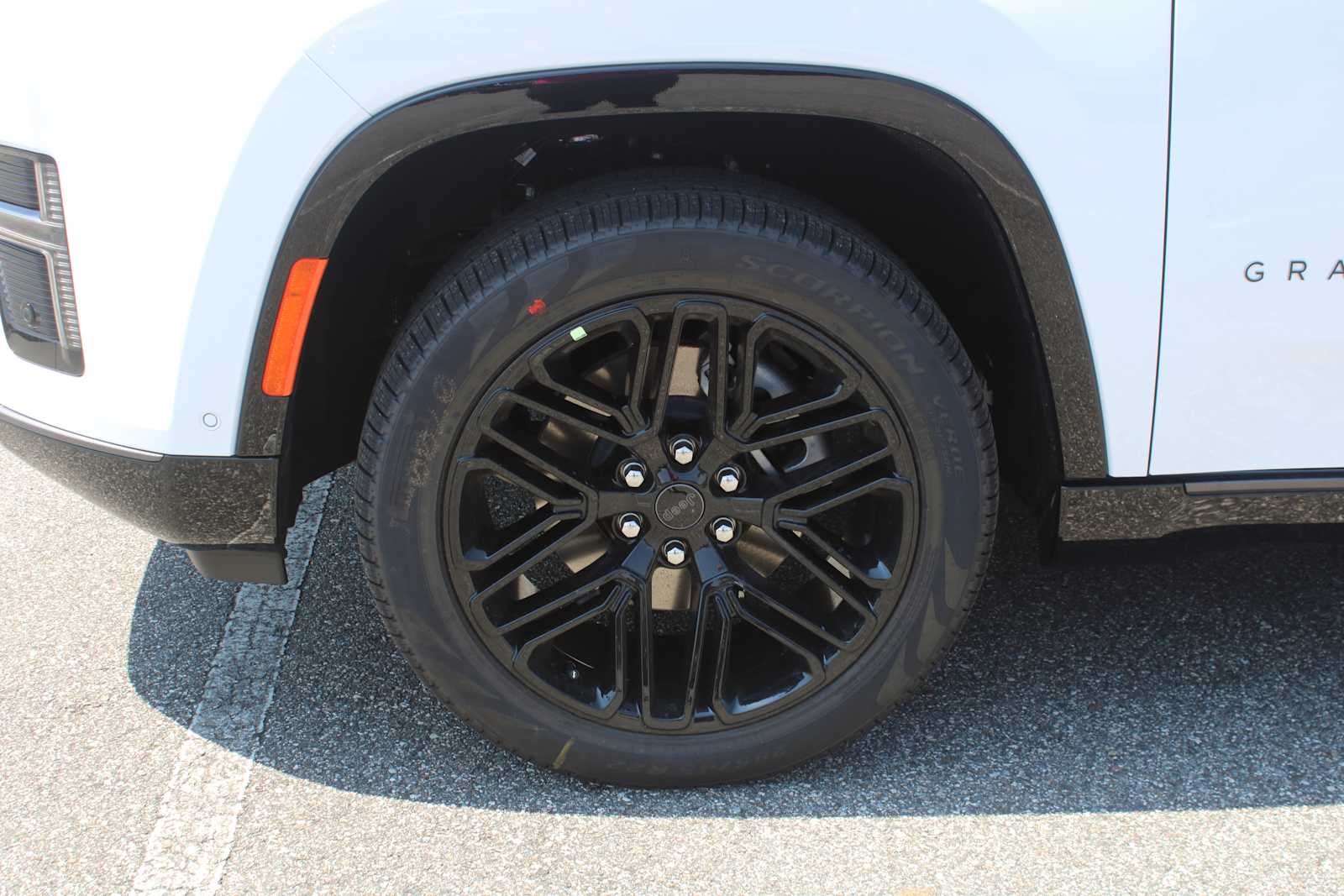 2026 Jeep Grand Wagoneer Limited Reserve
