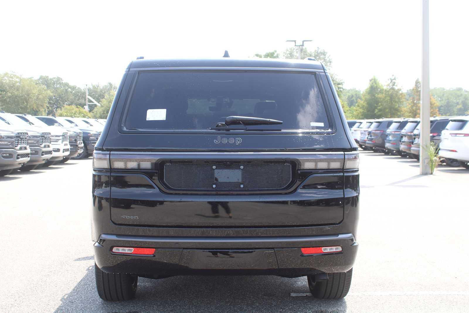 2026 Jeep Grand Wagoneer Summit Reserve