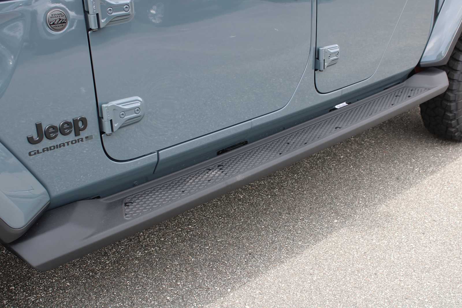 2025 Jeep Gladiator GLADIATOR HIGH TIDE 4X4