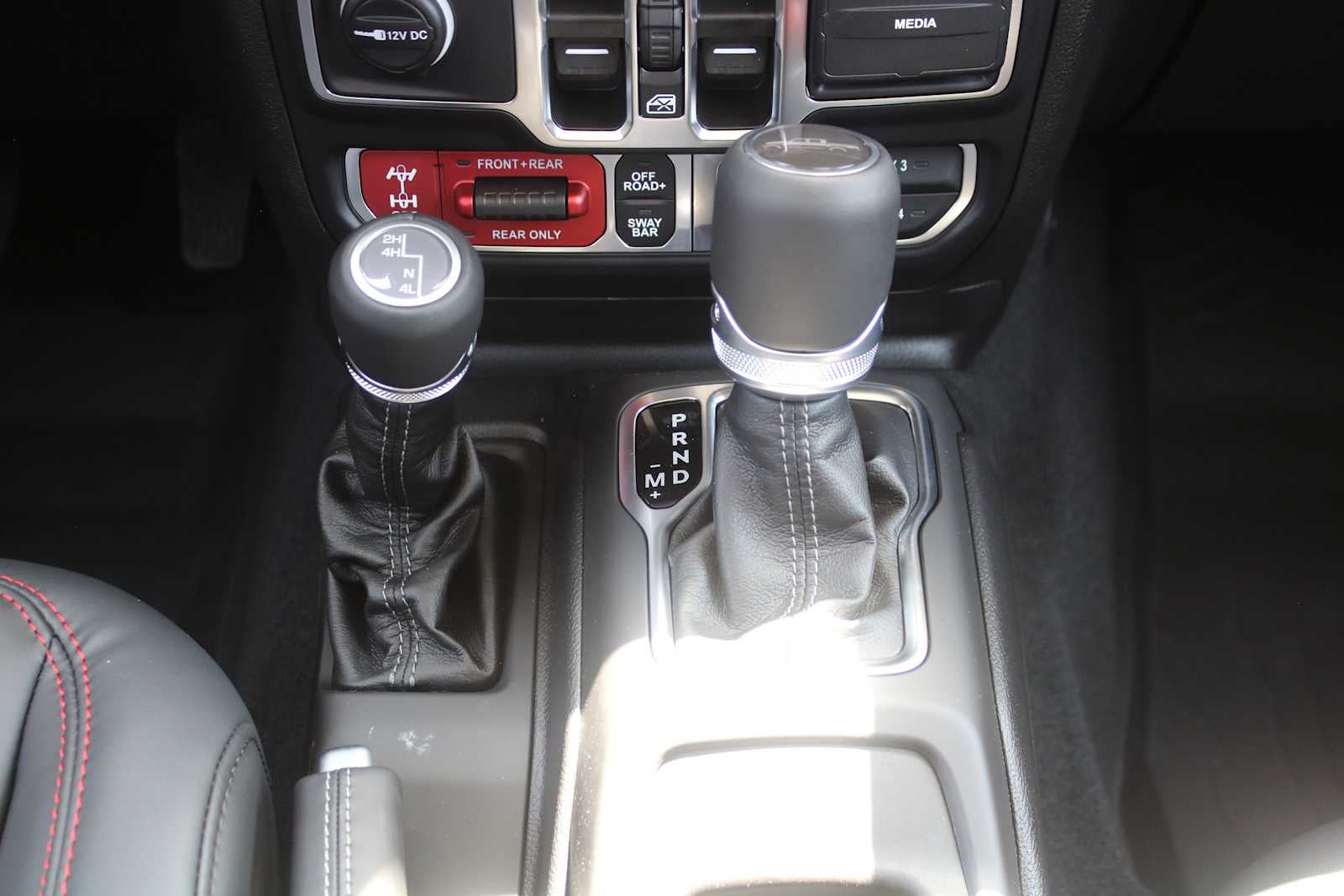 2026 Jeep Gladiator Shadow Ops