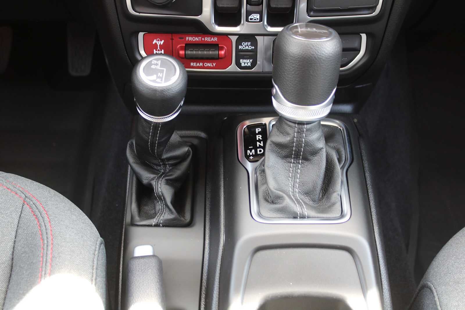 2025 Jeep Gladiator GLADIATOR RUBICON 4X4