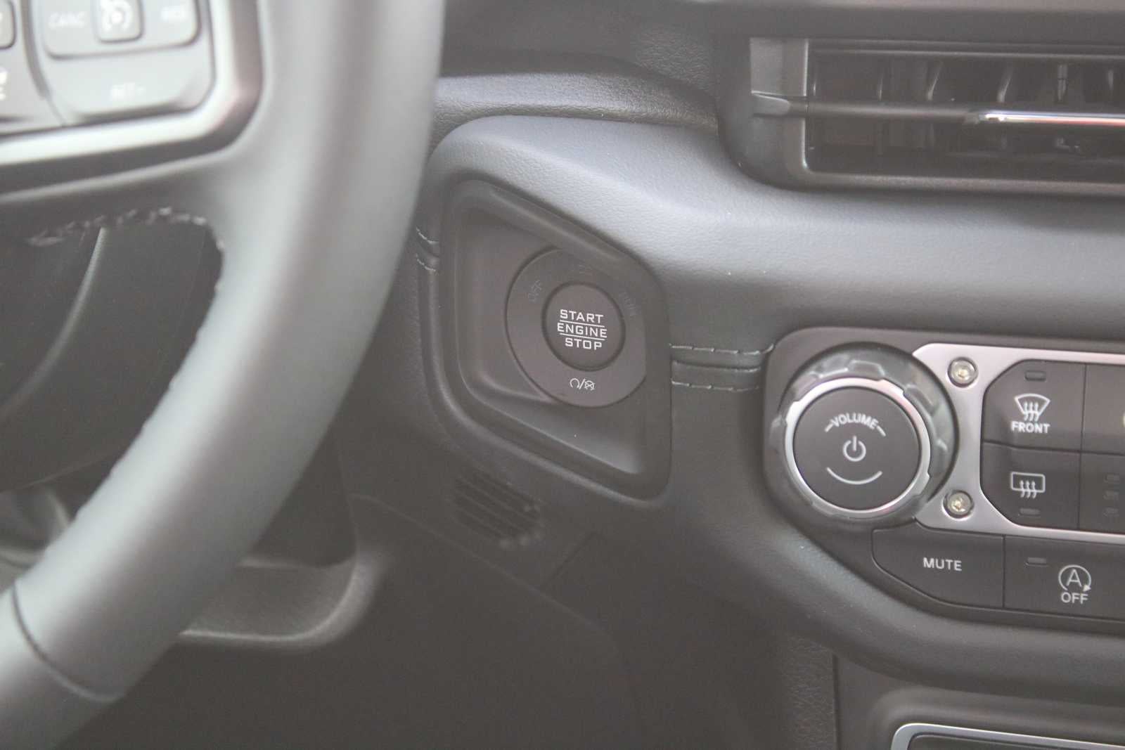 2026 Jeep Gladiator GLADIATOR RUBICON X 4X4