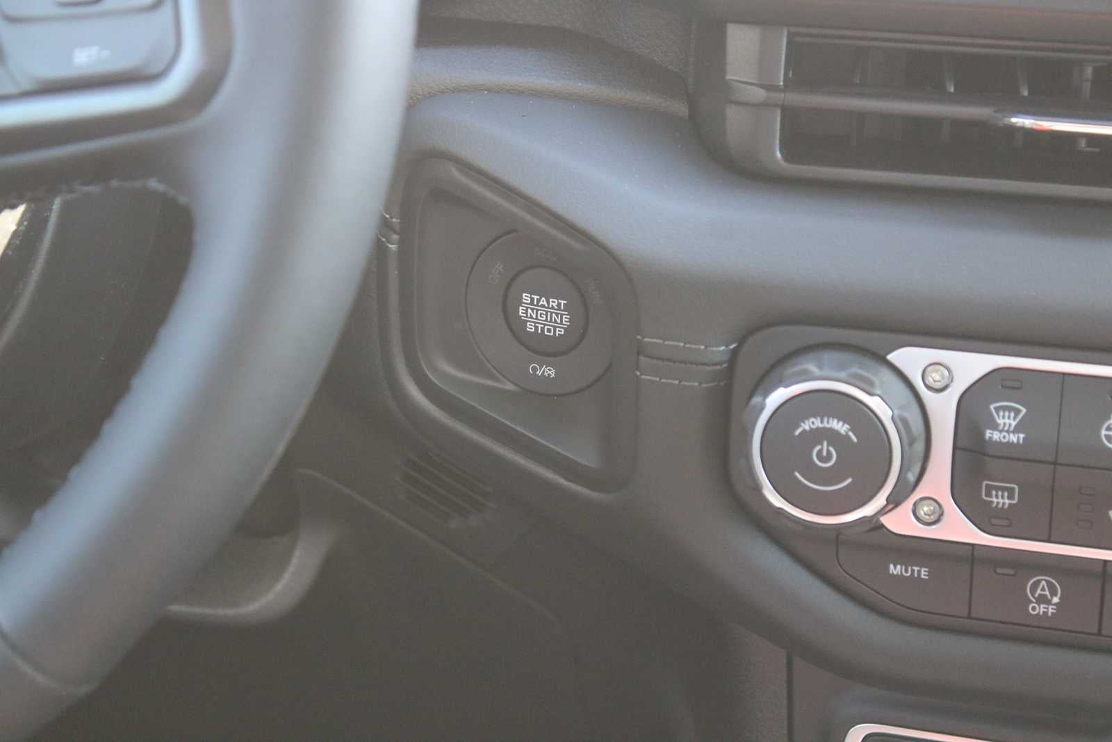 2026 Jeep Gladiator GLADIATOR RUBICON X 4X4