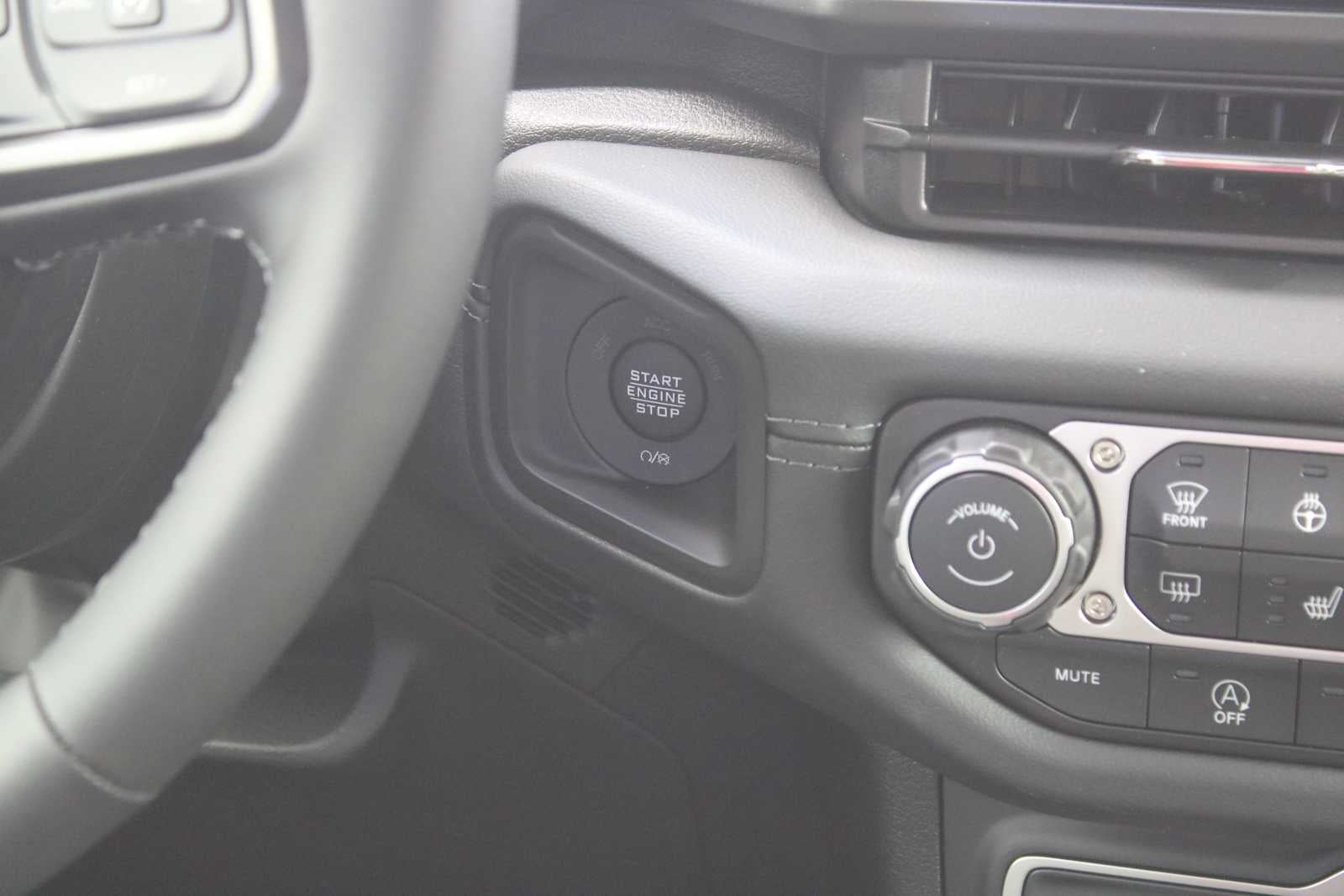 2026 Jeep Gladiator GLADIATOR MOJAVE X 4X4