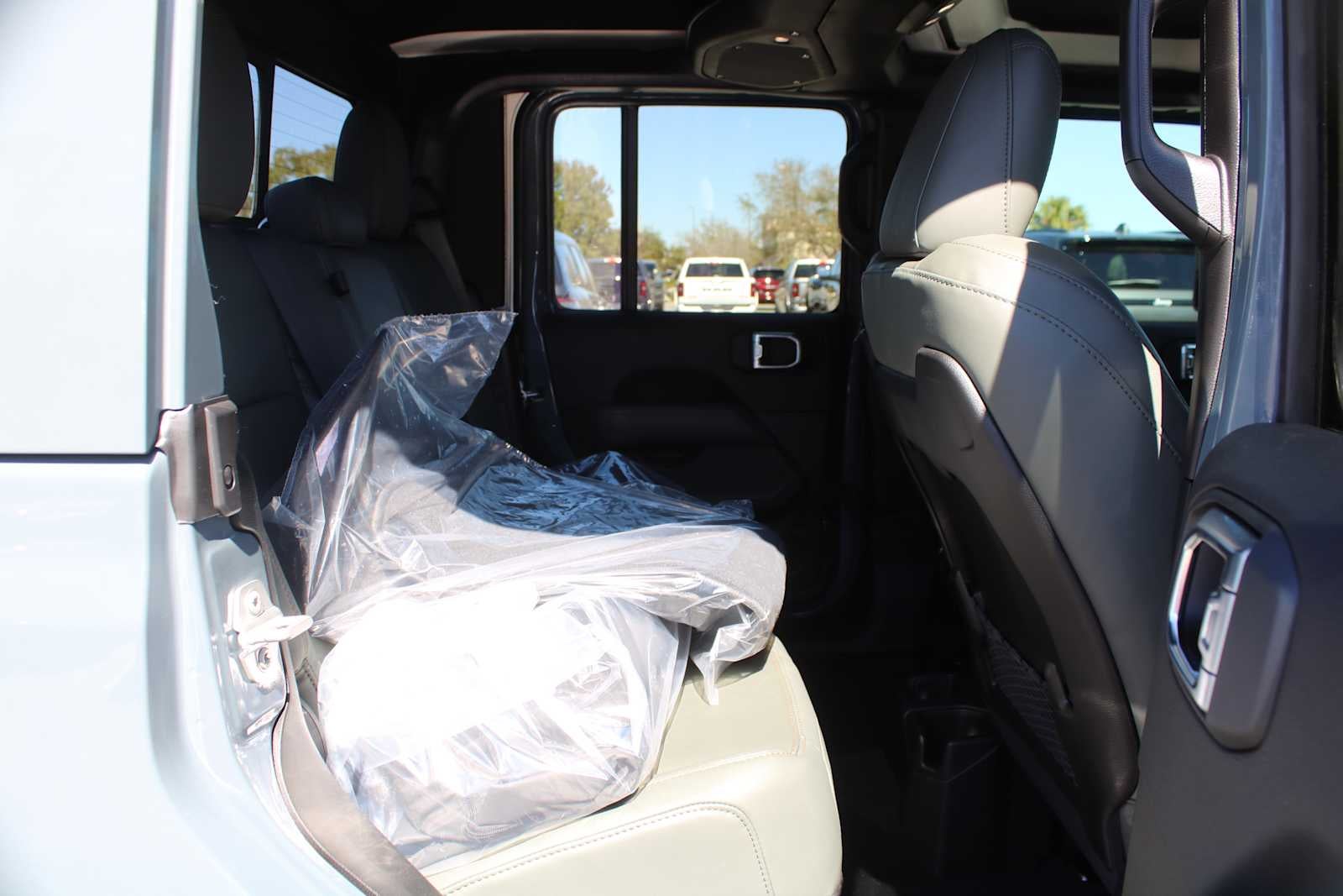 2026 Jeep Gladiator GLADIATOR MOJAVE X 4X4