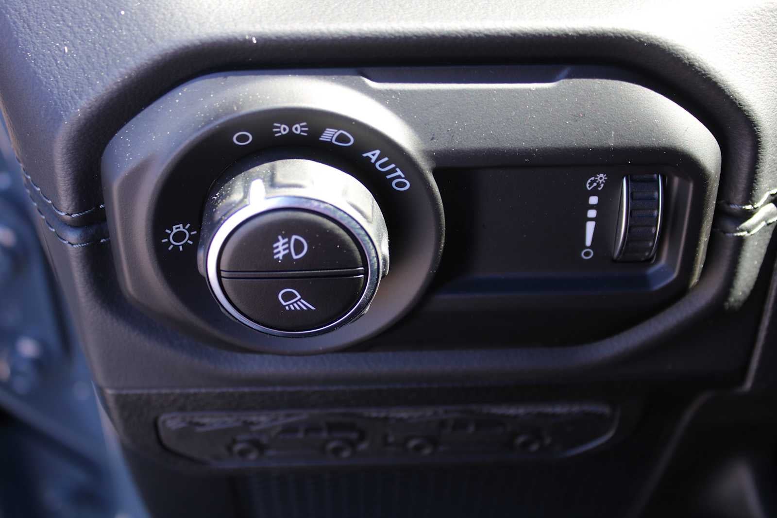 2026 Jeep Gladiator GLADIATOR MOJAVE X 4X4