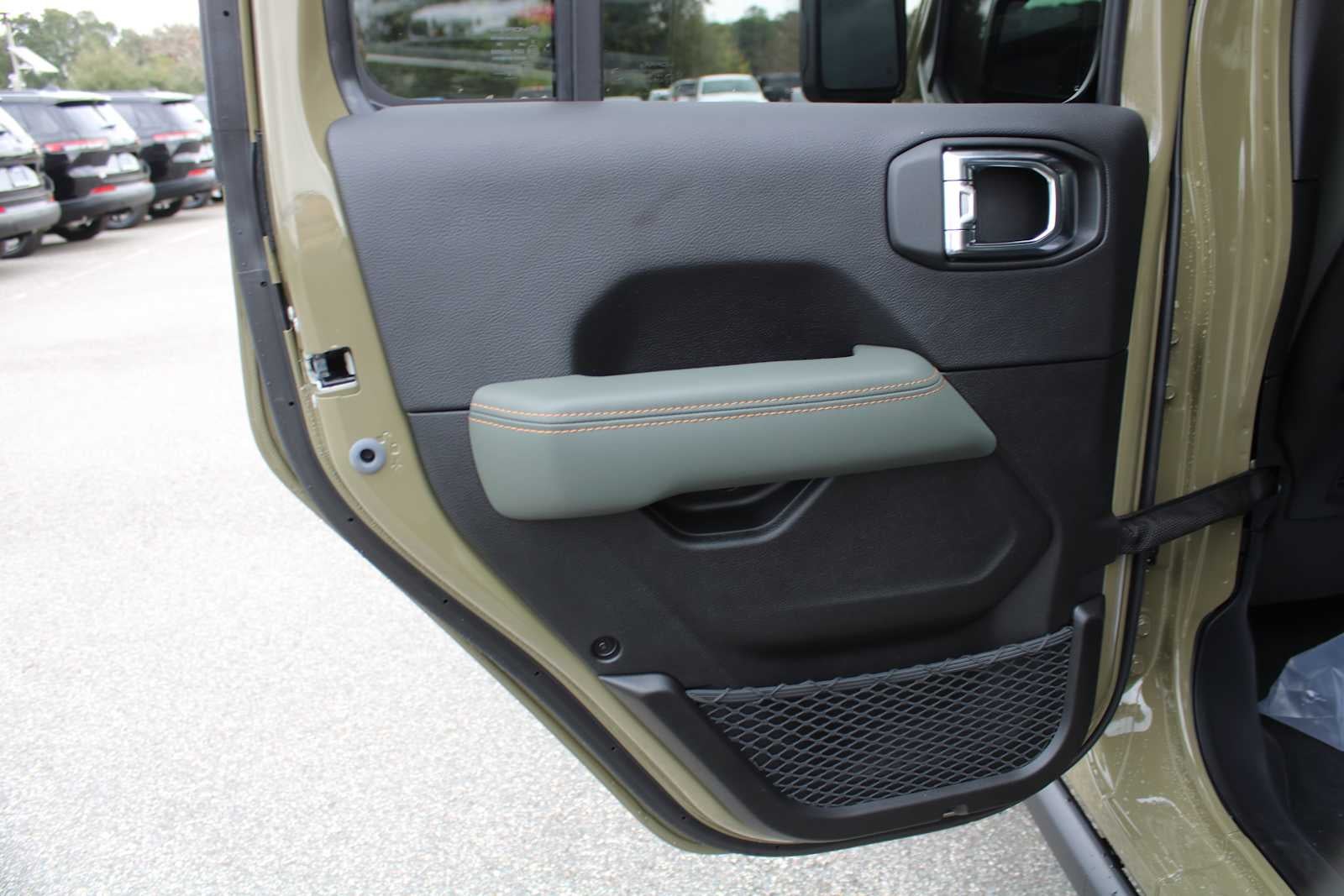 2026 Jeep Gladiator GLADIATOR MOJAVE X 4X4