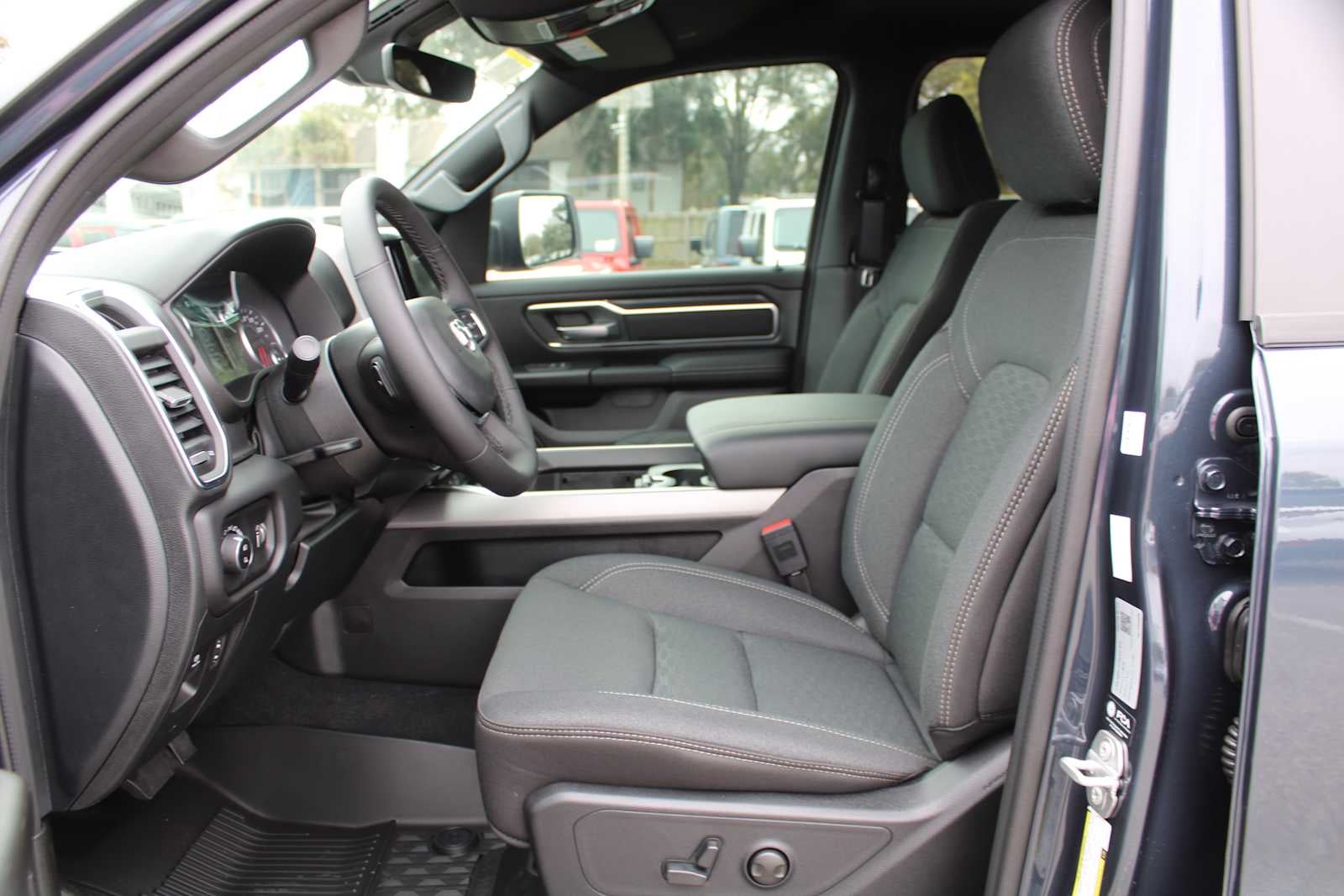 2026 RAM Ram 1500 RAM 1500 BIG HORN CREW CAB 4X2 5'7' BOX