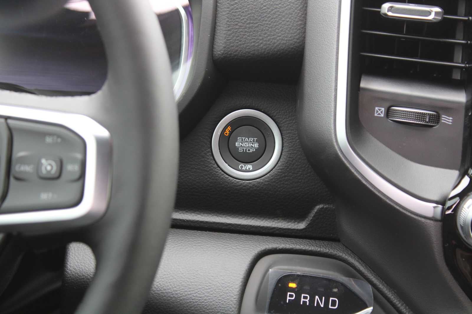 2026 RAM Ram 1500 RAM 1500 BIG HORN CREW CAB 4X2 5'7' BOX