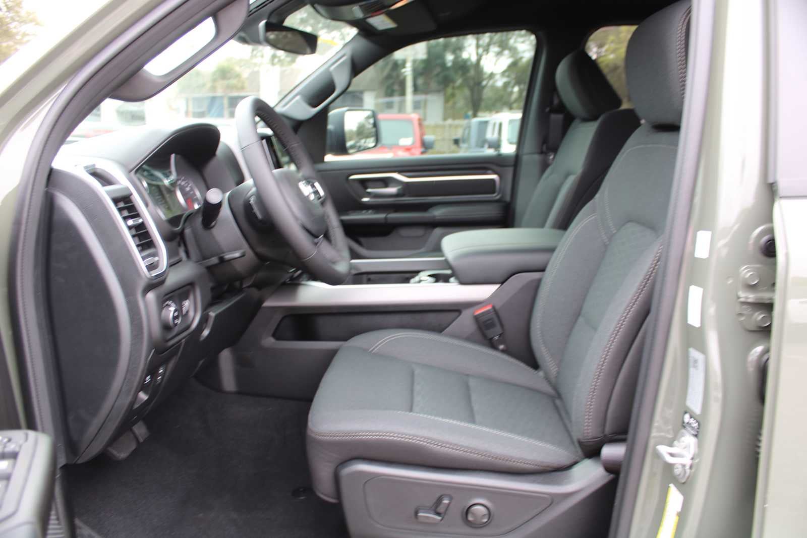 2026 RAM Ram 1500 RAM 1500 BIG HORN CREW CAB 4X2 5'7' BOX