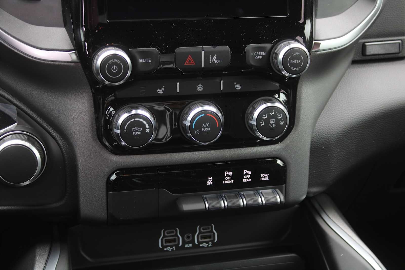 2026 RAM Ram 1500 RAM 1500 BIG HORN CREW CAB 4X2 5'7' BOX