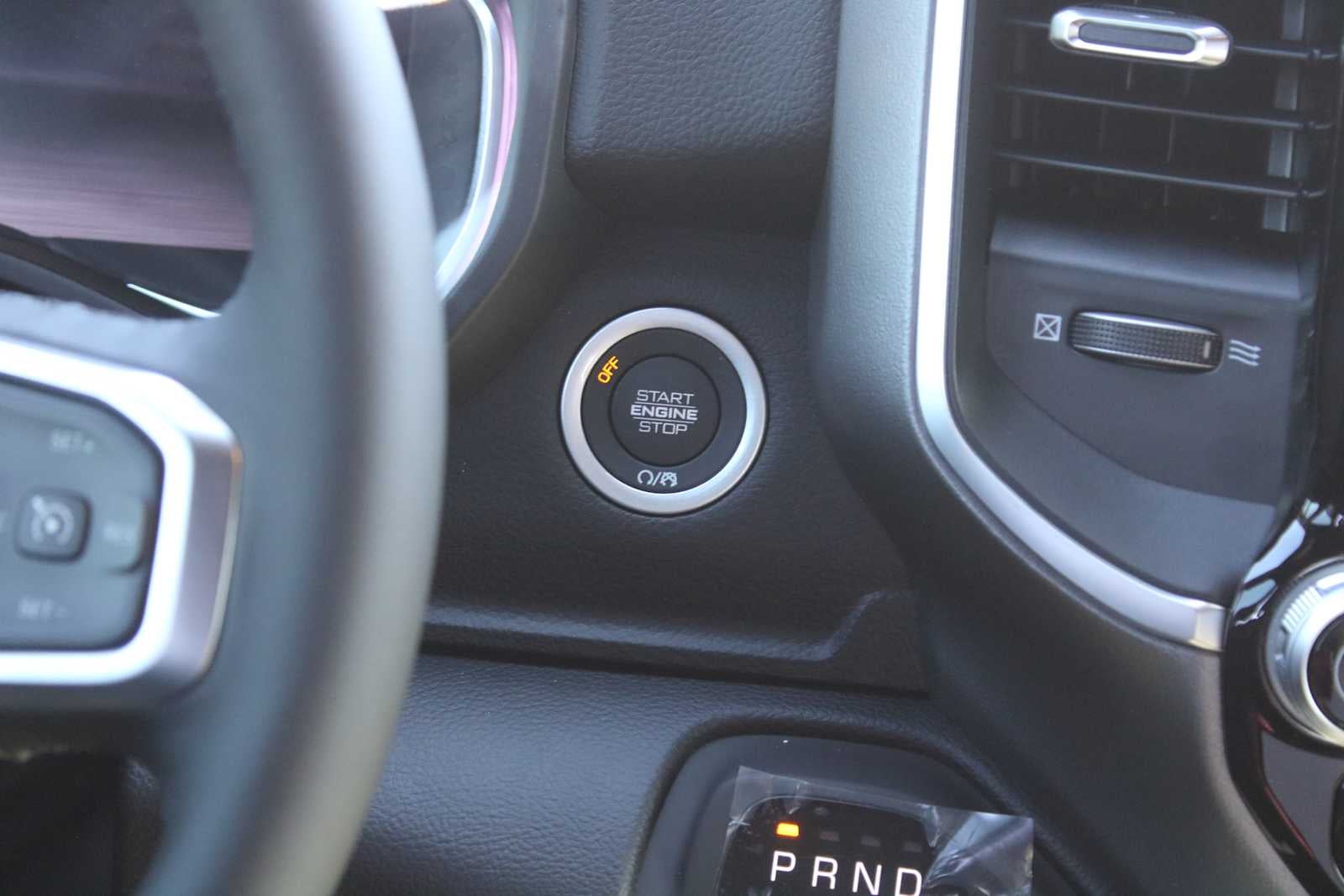 2026 RAM Ram 1500 RAM 1500 BIG HORN CREW CAB 4X2 5'7' BOX