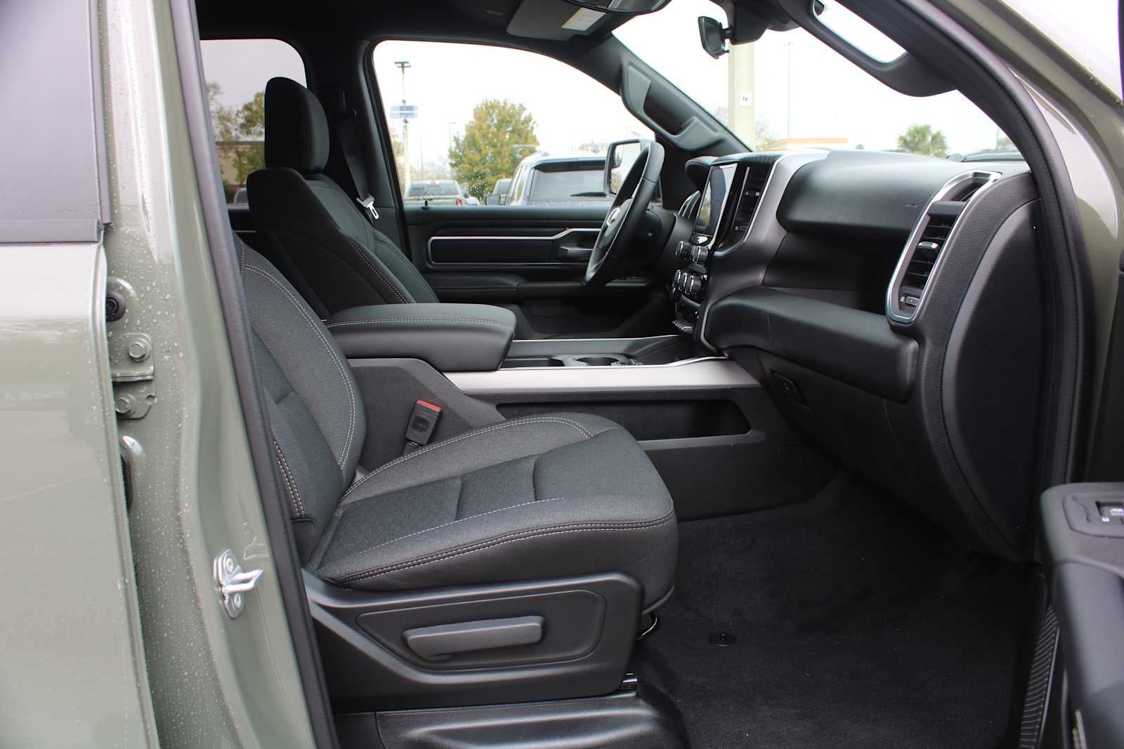 2026 RAM Ram 1500 RAM 1500 BIG HORN CREW CAB 4X2 5'7' BOX