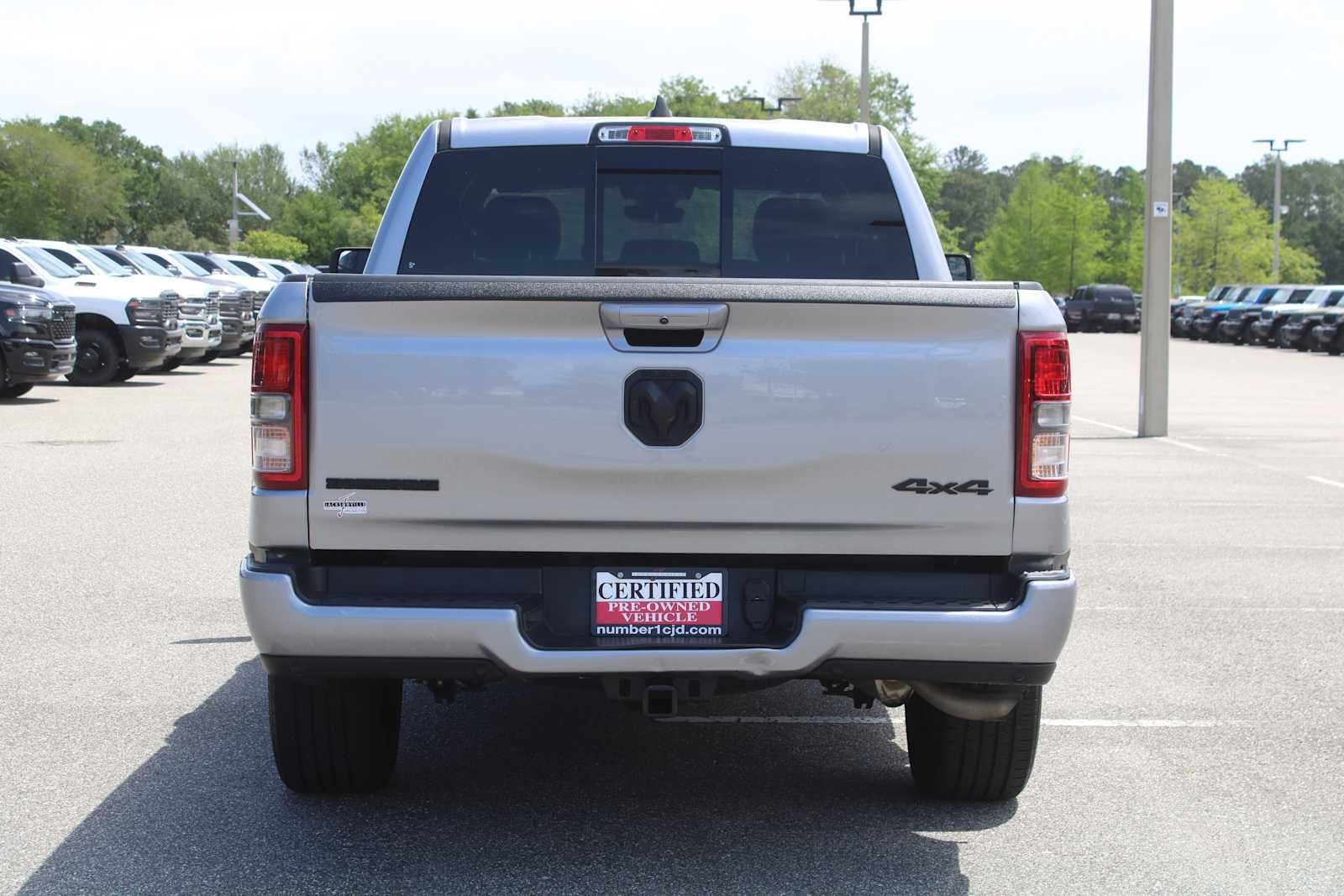 2022 RAM 1500 Big Horn Crew Cab 4x4 5'7' Box