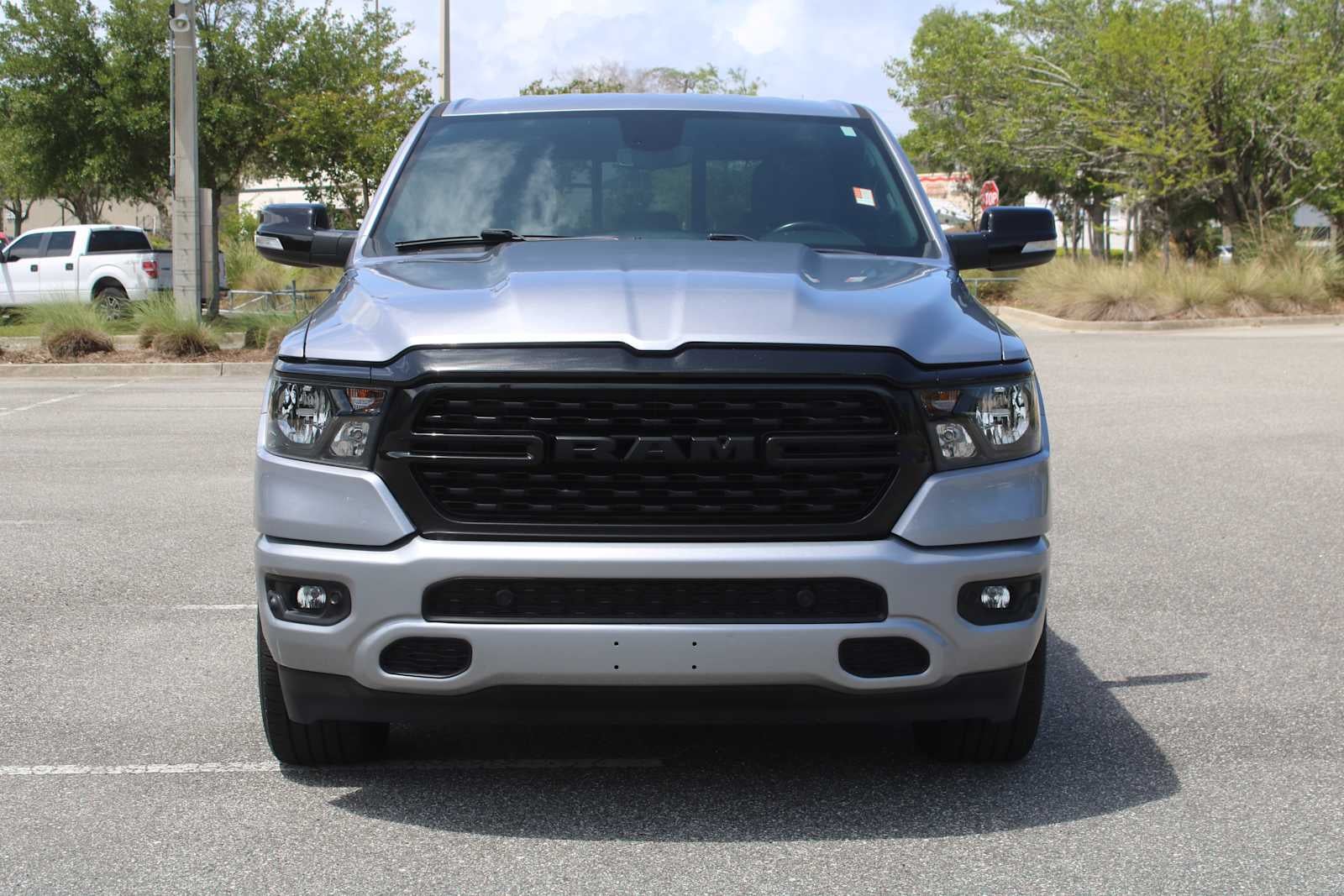 2022 RAM 1500 Big Horn Crew Cab 4x4 5'7' Box