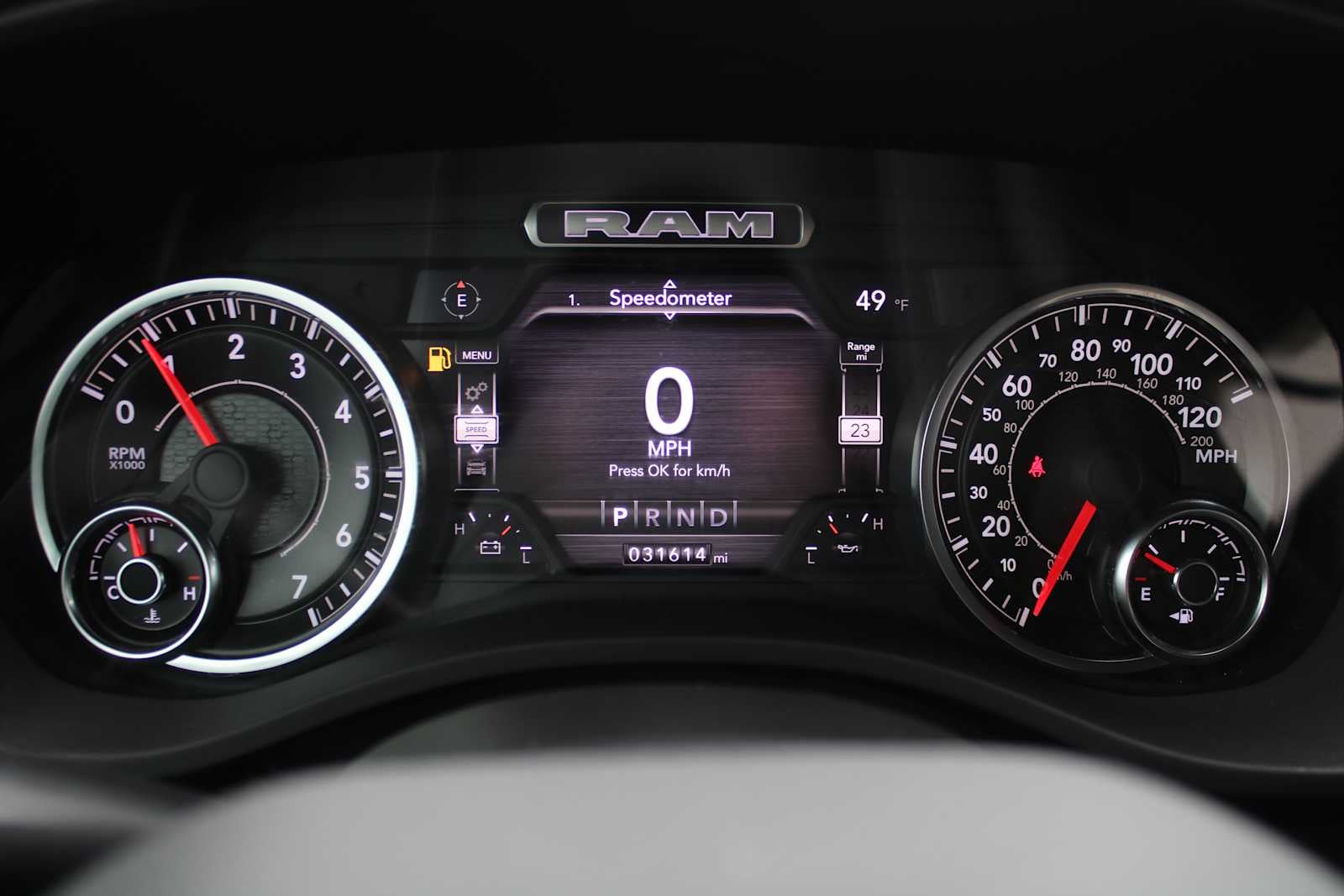 2022 RAM 1500 Big Horn Crew Cab 4x4 5'7' Box