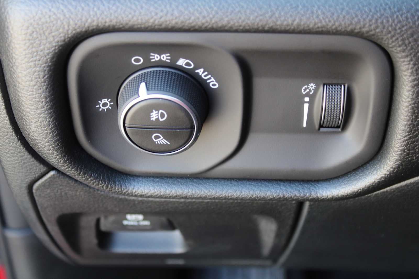 2027 RAM 1500 Express