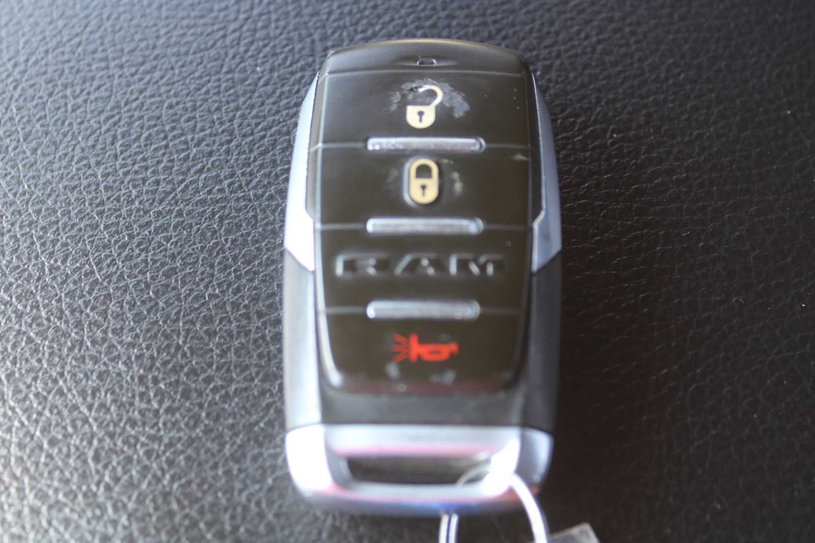 2021 RAM 1500 Big Horn Crew Cab 4x4 5'7' Box