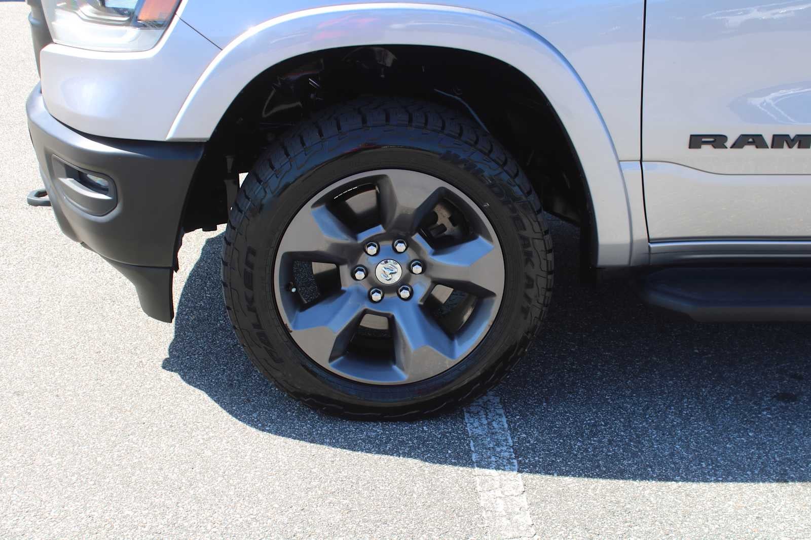 2021 RAM 1500 Big Horn Crew Cab 4x4 5'7' Box