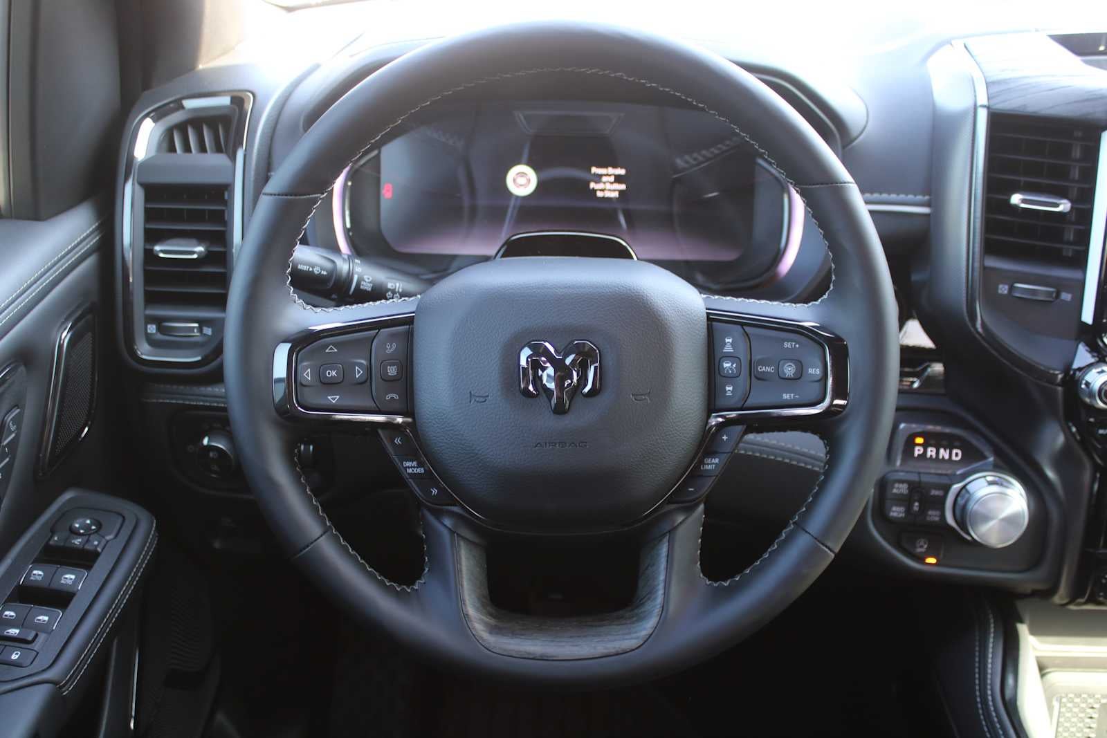 2026 RAM Ram 1500 RAM 1500 LIMITED CREW CAB 4X4 5'7' BOX