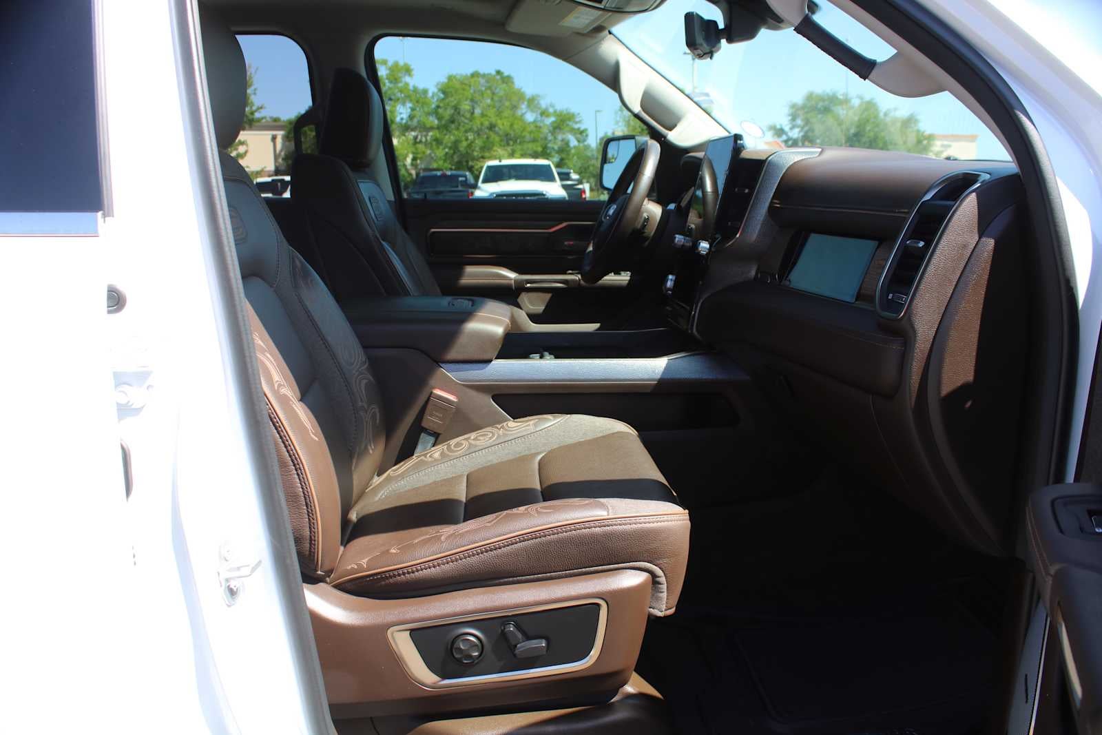 2025 RAM 1500 Longhorn