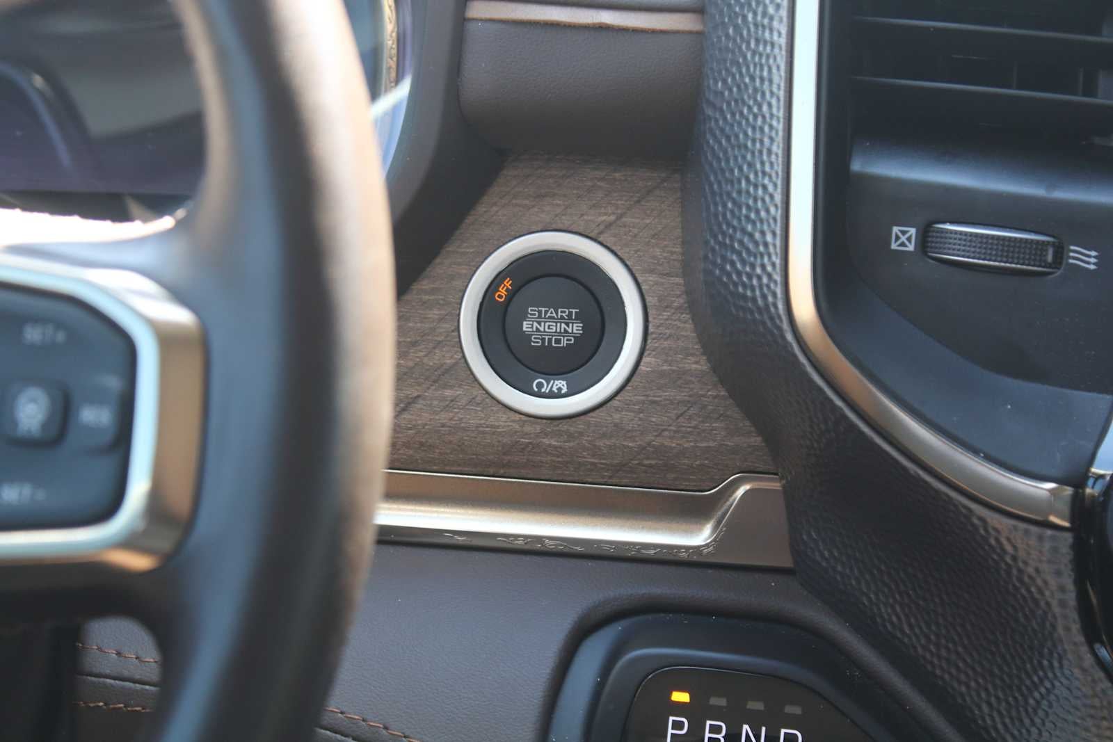 2025 RAM 1500 Longhorn