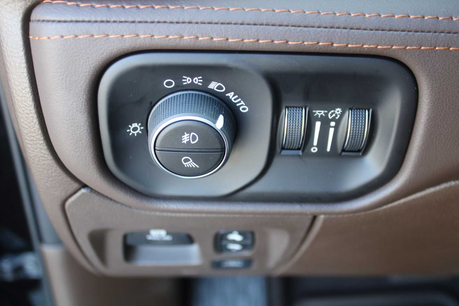 2026 RAM Ram 1500 RAM 1500 LIMITED LONGHORN CREW CAB 4X4 5'7' BOX