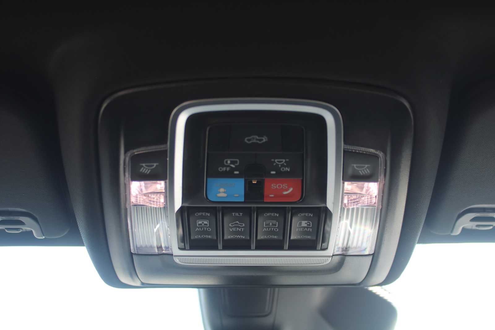 2026 RAM Ram 1500 RAM 1500 LIMITED CREW CAB 4X4 5'7' BOX