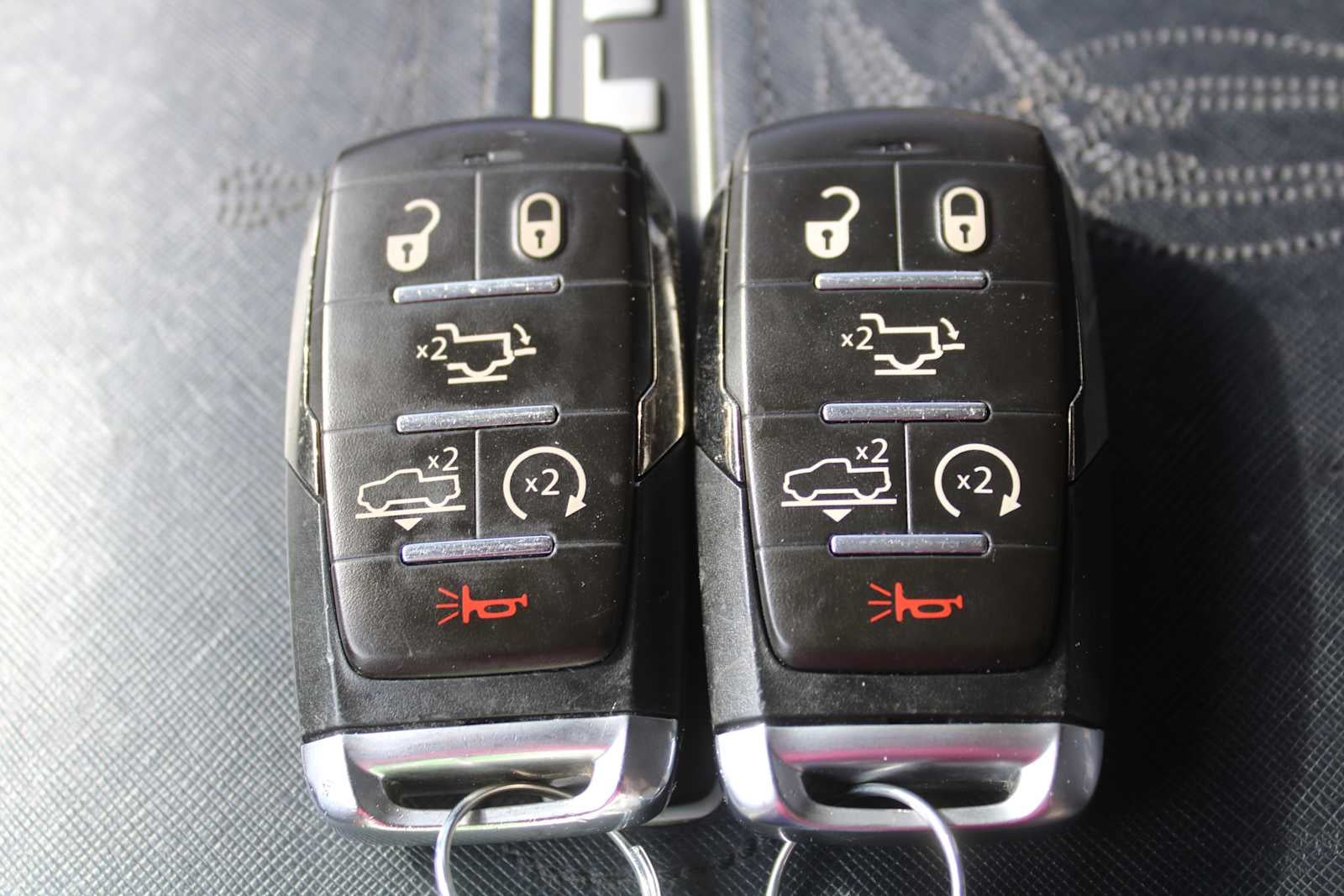 2020 RAM 1500 Limited Crew Cab 4x4 5'7' Box