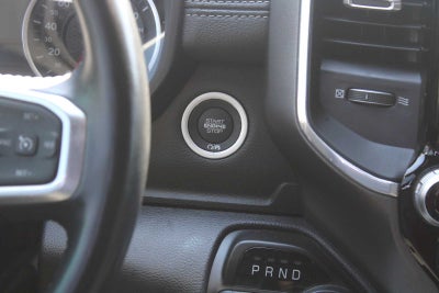 2023 RAM 1500 Laramie Crew Cab 4x4 5'7' Box