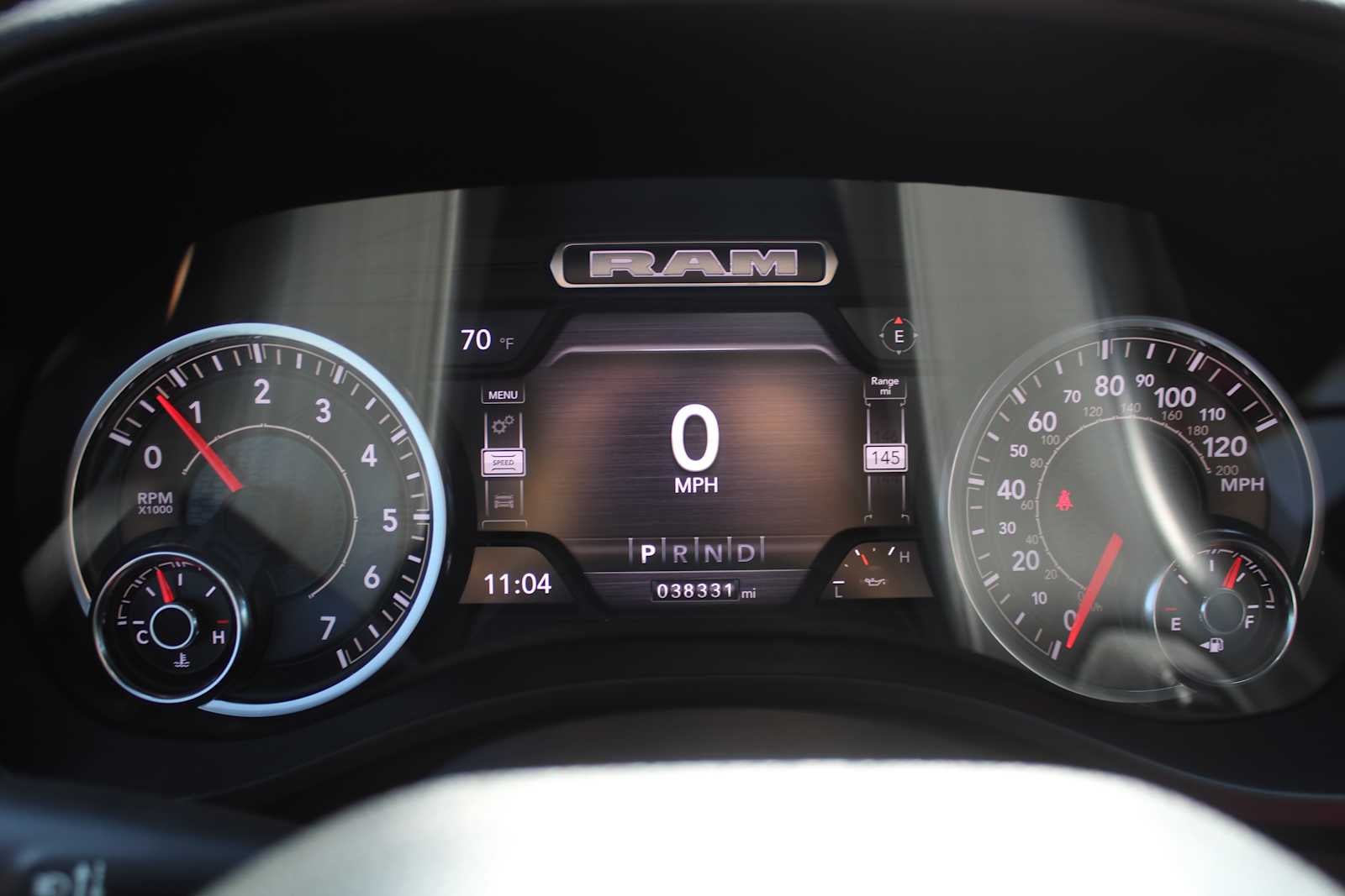 2023 RAM 1500 Laramie Crew Cab 4x4 5'7' Box