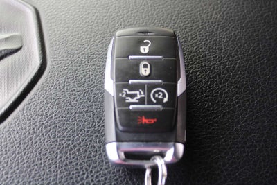 2023 RAM 1500 Laramie Crew Cab 4x4 5'7' Box