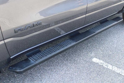 2023 RAM 1500 Laramie Crew Cab 4x4 5'7' Box