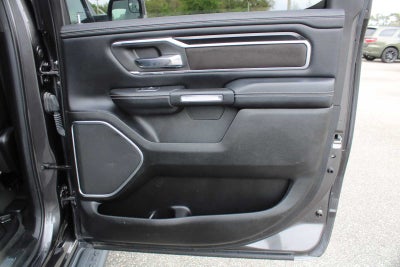 2022 RAM 1500 Laramie Crew Cab 4x4 6'4' Box