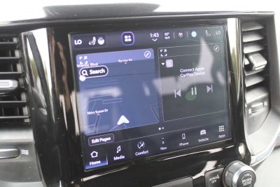 2022 RAM 1500 Laramie Crew Cab 4x4 6'4' Box