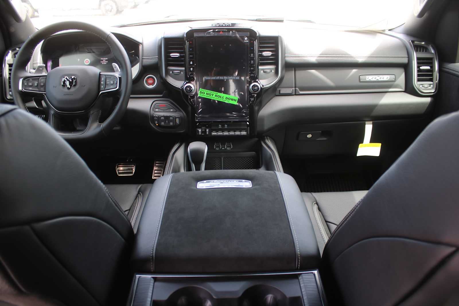 2026 RAM Ram 1500 RAM 1500 RHO CREW CAB 4X4 5'7' BOX