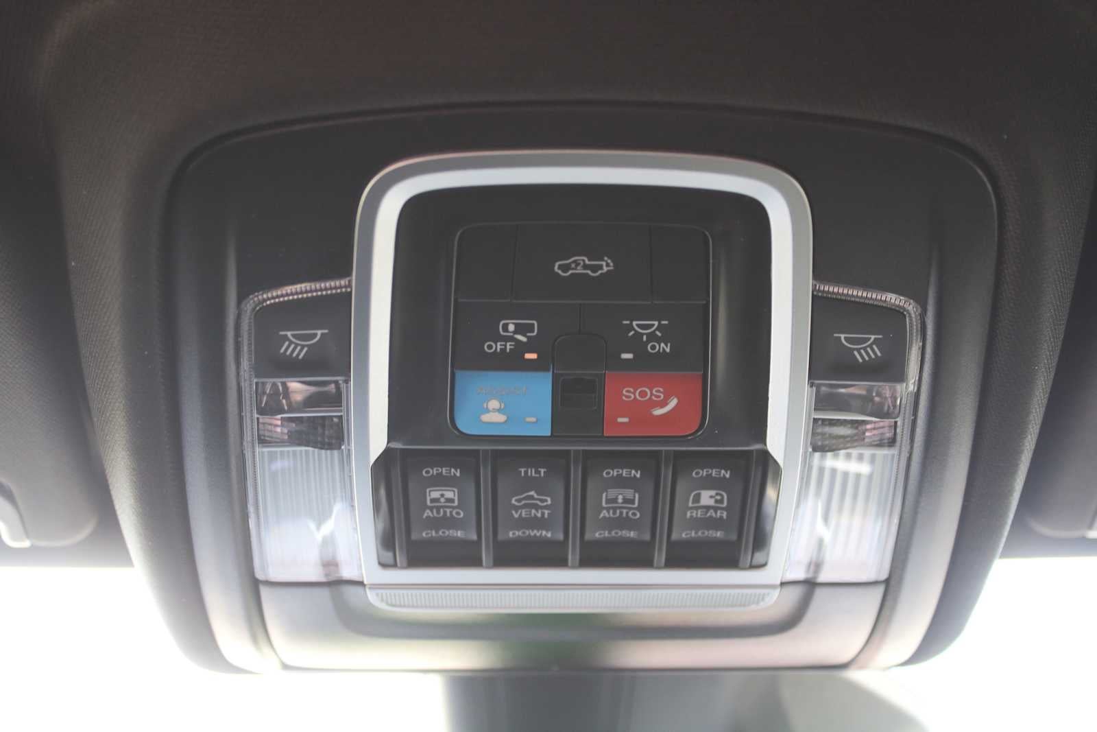 2026 RAM Ram 1500 RAM 1500 RHO CREW CAB 4X4 5'7' BOX