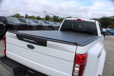 2022 Ford Super Duty F-350 DRW Pickup LARIAT