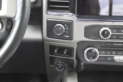 2022 Ford Super Duty F-350 DRW Pickup LARIAT