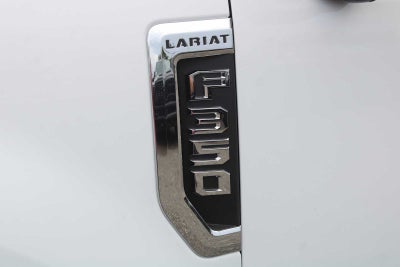 2022 Ford Super Duty F-350 DRW Pickup LARIAT