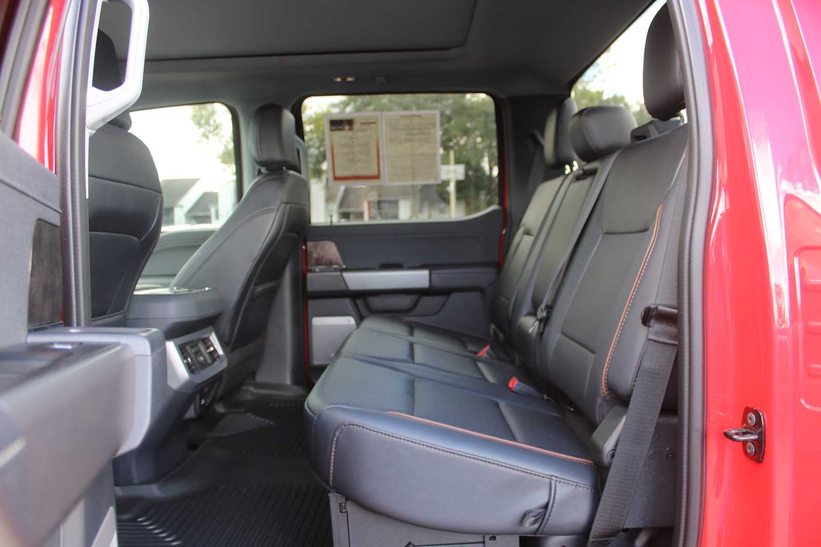 2026 Ford Super Duty F-450 Pickup LARIAT