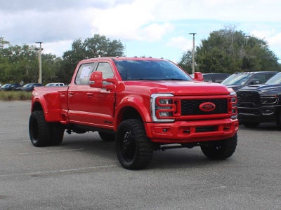 2026 Ford Super Duty F-450 Pickup LARIAT
