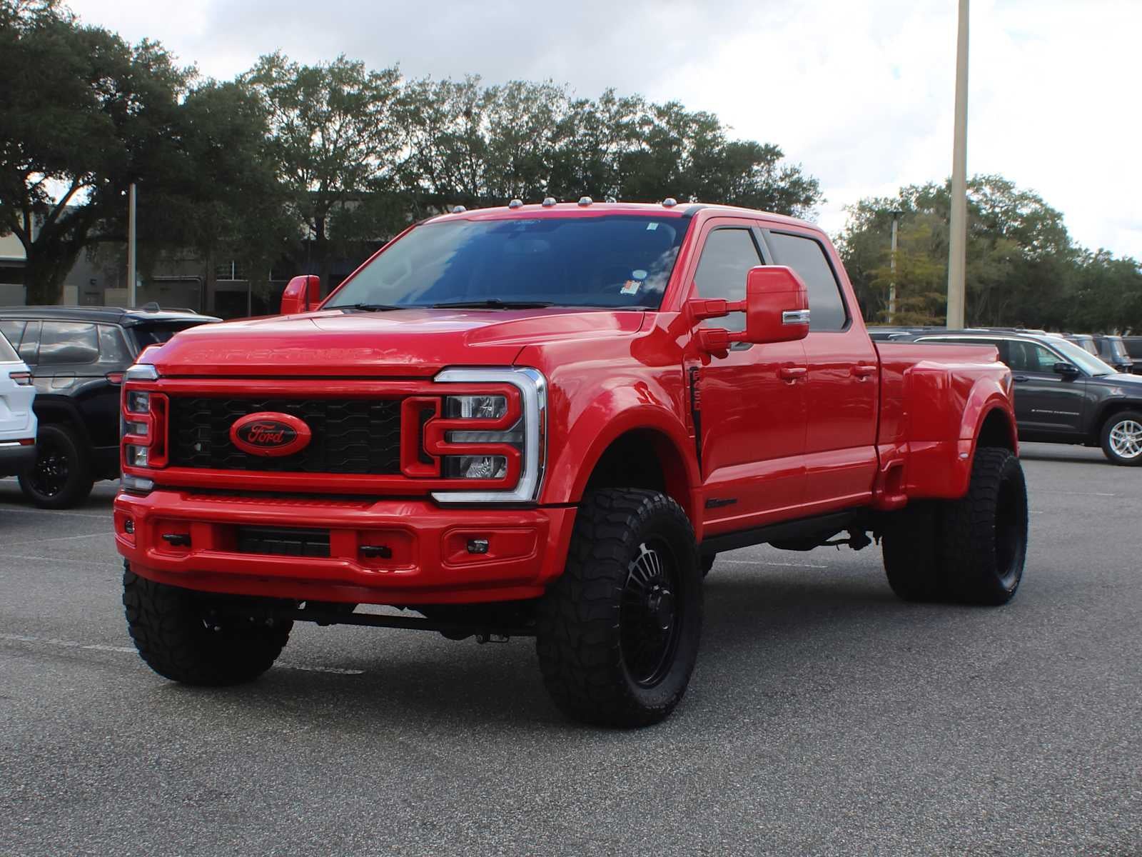 2026 Ford Super Duty F-450 Pickup LARIAT