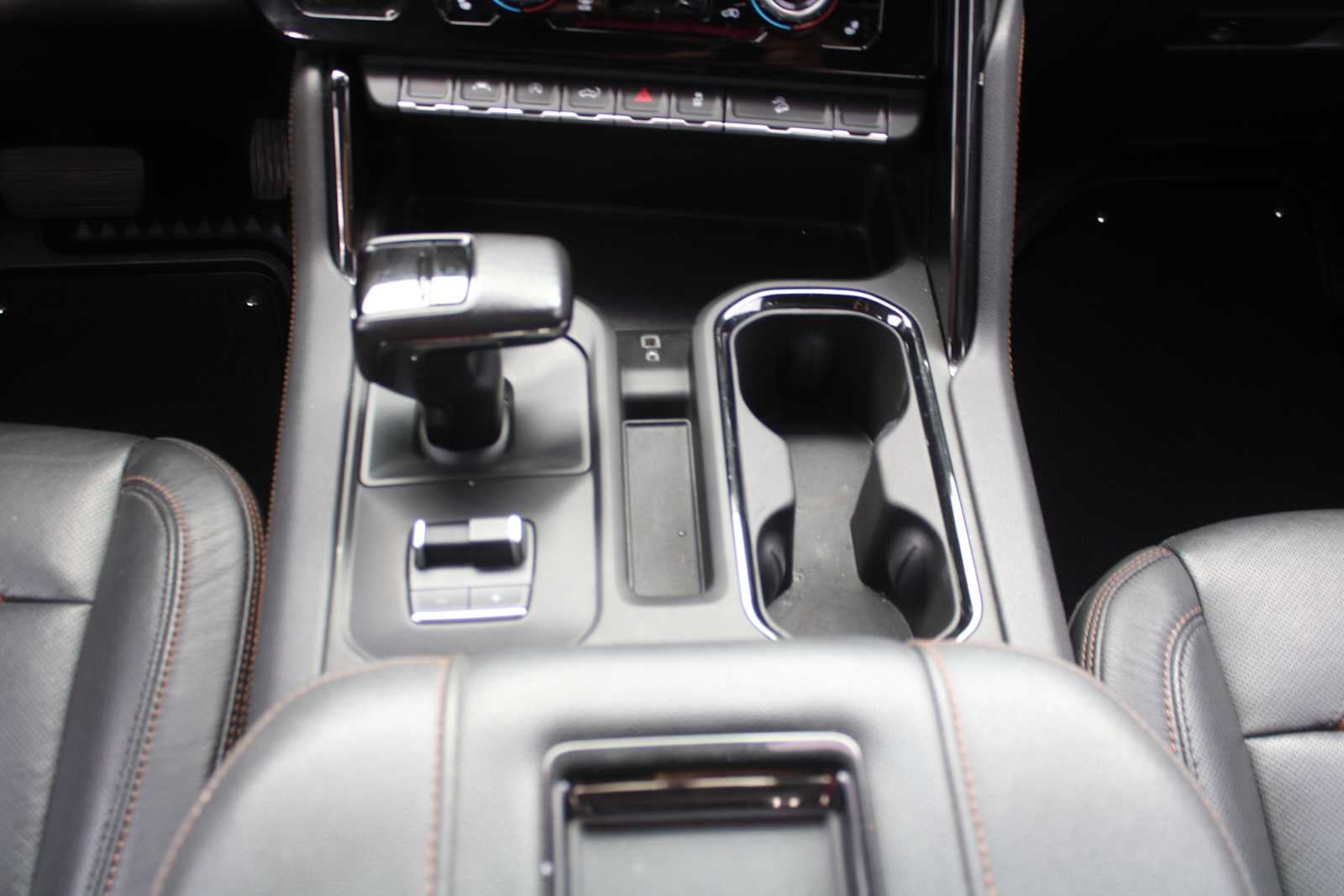 2022 GMC Sierra 1500 4WD Crew Cab Short Box AT4